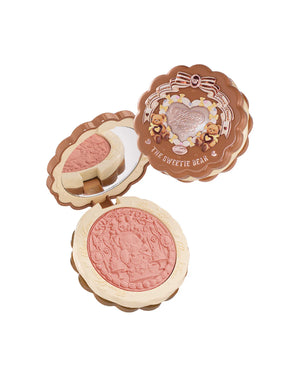 The Sweetie Bear Silk Satin Blush - Hedvábná saténová tvářenka s ultra jemnou texturou