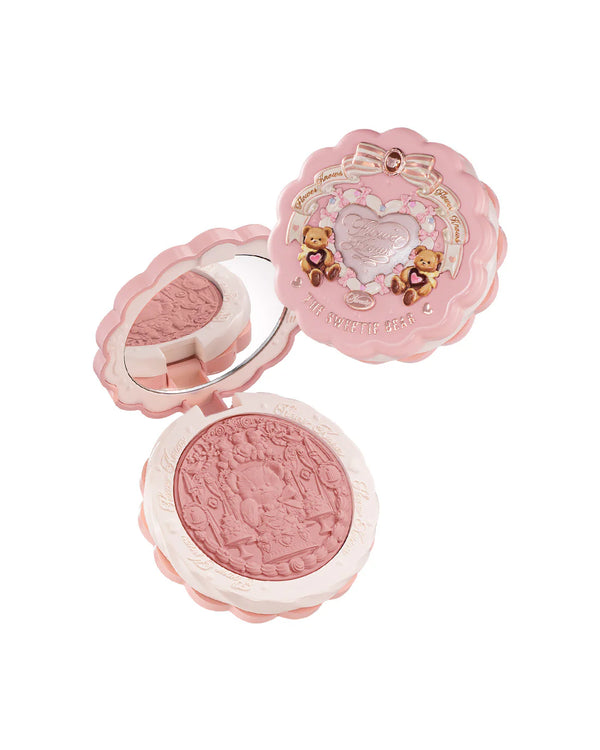 The Sweetie Bear Silk Satin Blush - Hedvábná saténová tvářenka s ultra jemnou texturou