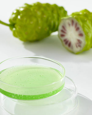 The Real Noni Energy Ampoule - Vyživující a regenerační ampule 30ml