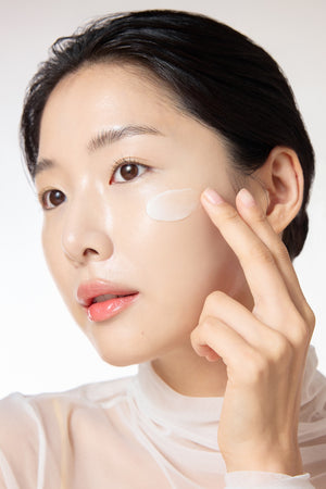 celimax - Pore+Dark Spot Brightening Cream - Rozjasňující pleťový krém proti pigmentovým skvrnám a nerovnoměrnému tónu pleti