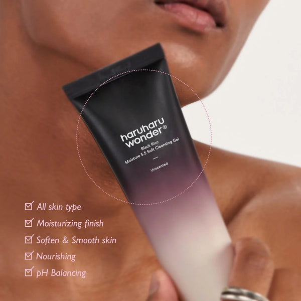 Black Rice Moisture 5.5 Soft Cleansing Gel - Jemný čisticí gel s černou rýží a ženšenem 100ml