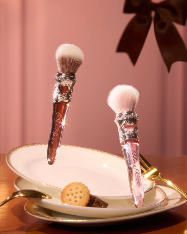 The Sweetie Bear Rounded Blush Brush - Štětec na tvářenku