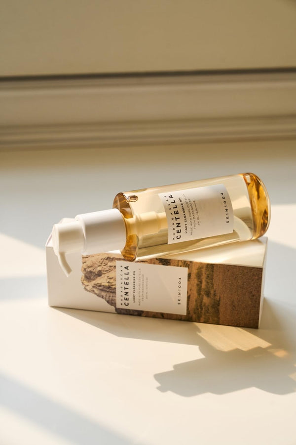 Madagascar Centella Light Cleansing Oil - Jemný odličovací olej s pupečníkem asijským 200ml