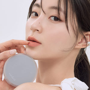 rom&nd - Nu Zero Cushion - Lehký cushion make-up s přirozeným finišem
