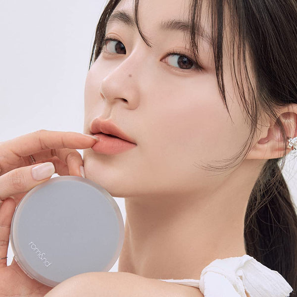 rom&nd - Nu Zero Cushion - Lehký cushion make-up s přirozeným finišem