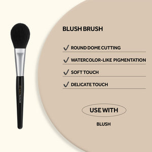 STUDIO17 - Blush Brush 833 - Jemný štětec na tvářenku, pudr a rozjasňovač