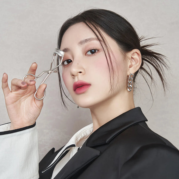 rom&nd - Han All Eyelash Curler - Kleštičky na řasy pro přirozené natočení