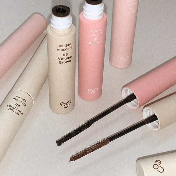 AOU - All Day Mascara - Dlouhotrvající řasenka pro objem a délku