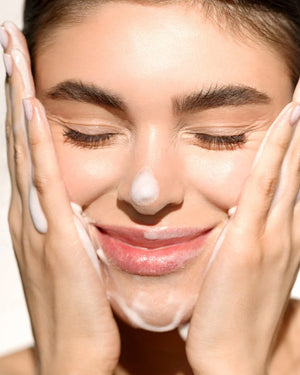 Heartleaf Pore Control Cleansing Oil -  Jemný odličovací olej 200ml