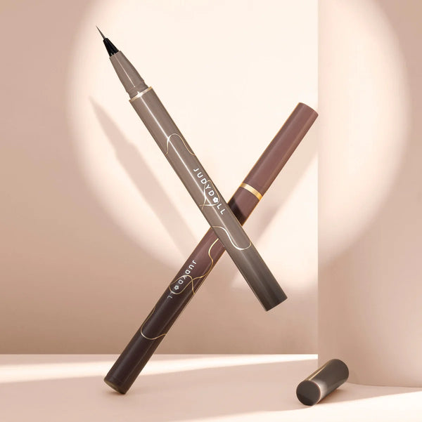 Judydoll - Slim Liquid Eyeliner - Ultratenká tekutá oční linka