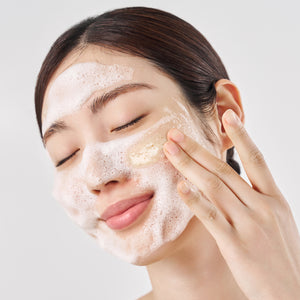 Oat In Gentle Exfoliating Face Cleanser - Jemný exfoliační čisticí gel s ovesnou vodou a panthenolem 150ml