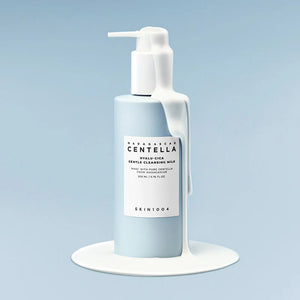 SKIN1004 - Madagascar Centella Hyalu-Cica Gentle Cleansing Milk - Jemné čisticí mléko pro šetrné odlíčení a hydrataci pleti 200 ml