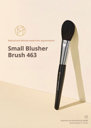 STUDIO17 - Small Blush Brush 463 - Menší štětec na tvářenku pro přesné nanášení barvy