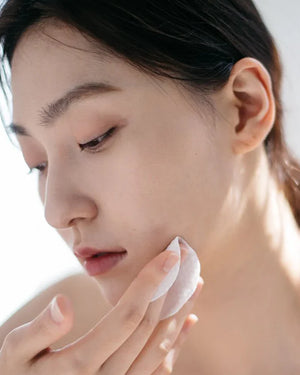 Jiwoogae Heartleaf BHA Peeling Pad - Exfoliační tamponky s BHA kyselinou pro hladkou a zklidněnou pleť 60ks/