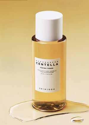 SKIN1004 - Madagascar Centella Toning Toner - Jemné exfoliační tonikum pro zklidnění, hydrataci a sjednocení pleti 210 ml