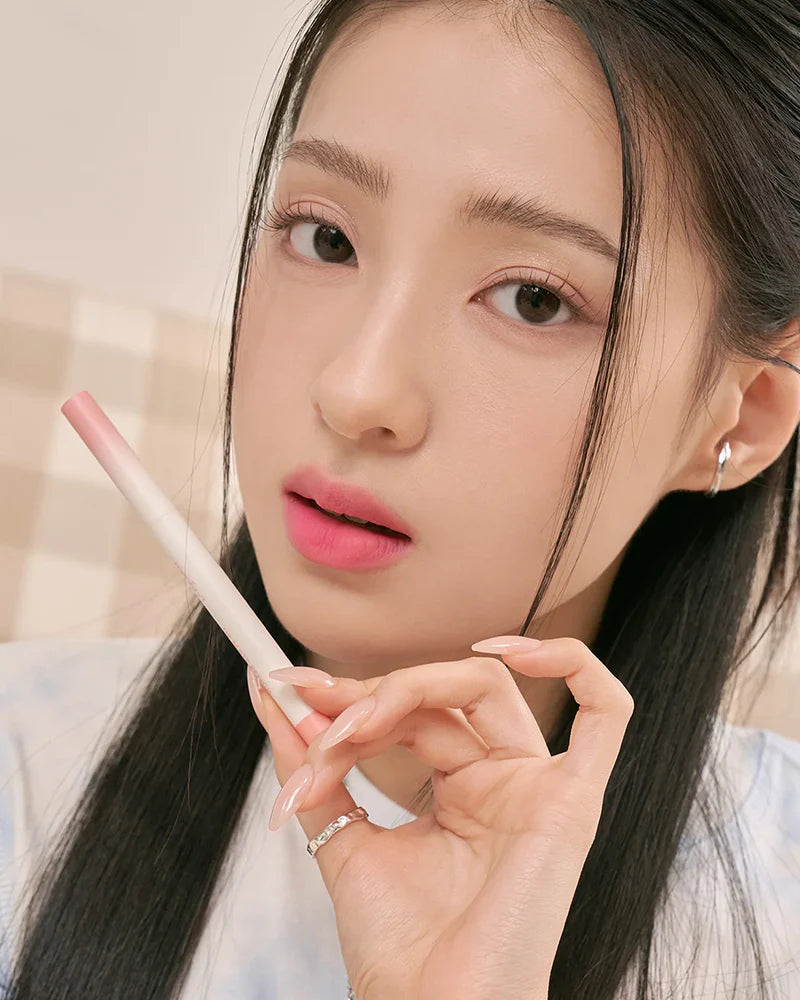 Lip Mate Pencil - Matující tužka na rty 1,5g