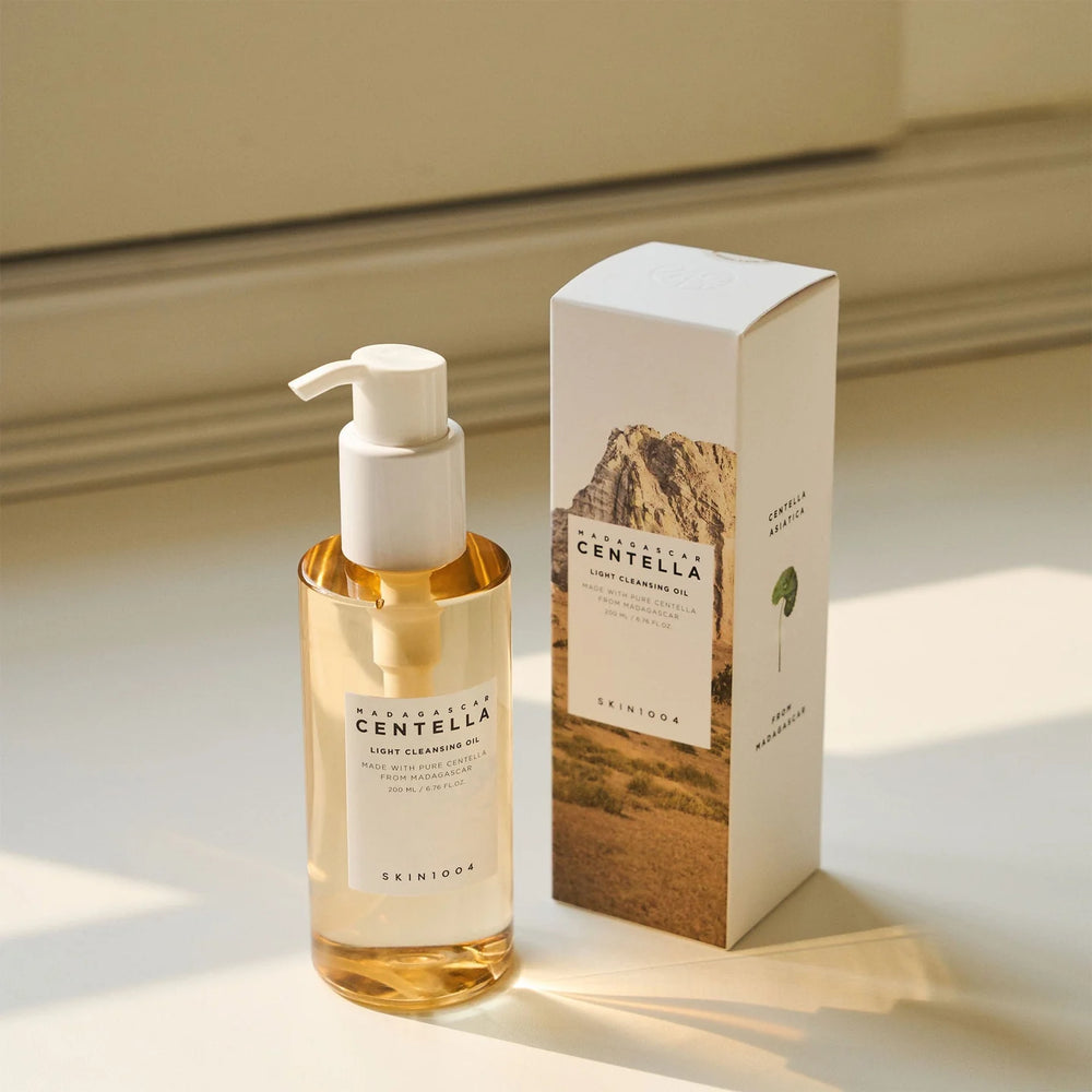 Madagascar Centella Light Cleansing Oil - Jemný odličovací olej s pupečníkem asijským 200ml